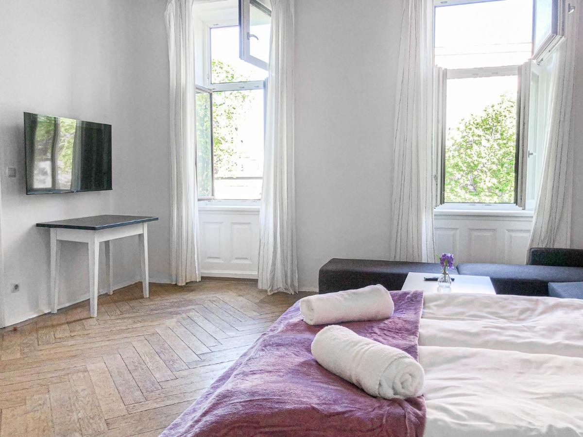 Commodious 2Br Apt. Near Akh-Perfect For Groups Viena Exterior foto