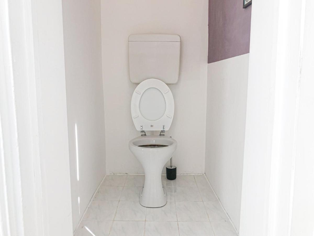 Commodious 2Br Apt. Near Akh-Perfect For Groups Viena Exterior foto
